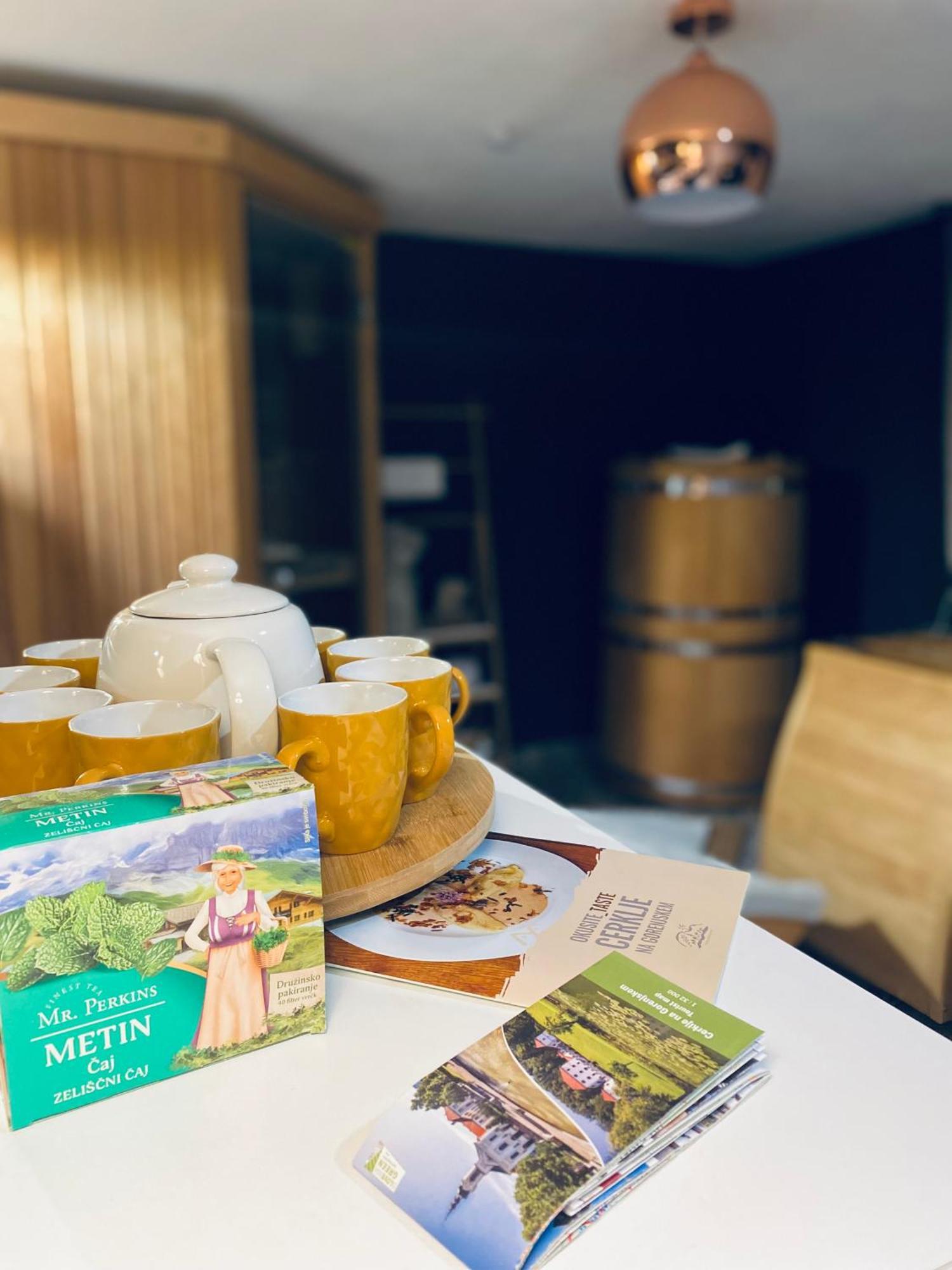 Rooms & Apartment Zala Airport Shuttle Option Cerklje na Gorenjskem Eksteriør bilde